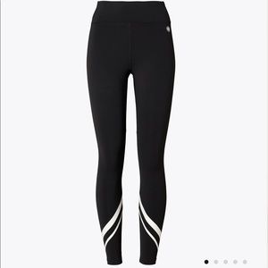 NWT: Tory Sport High Rise Chevron Leggings